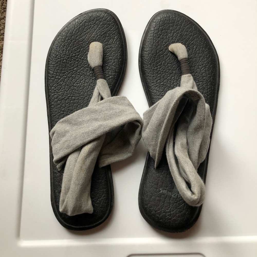 Sanuk sandals